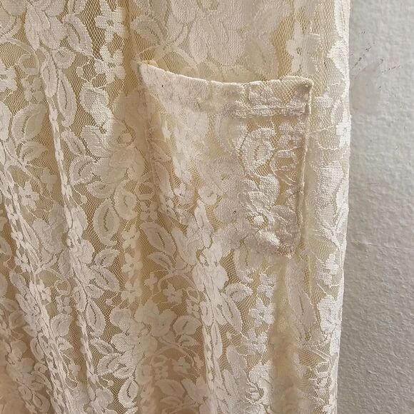 Splendid Cream Sheer Floral Lace Scoop Neck Breast Pocket Racerback Tank Medium - Picture 4 of 7